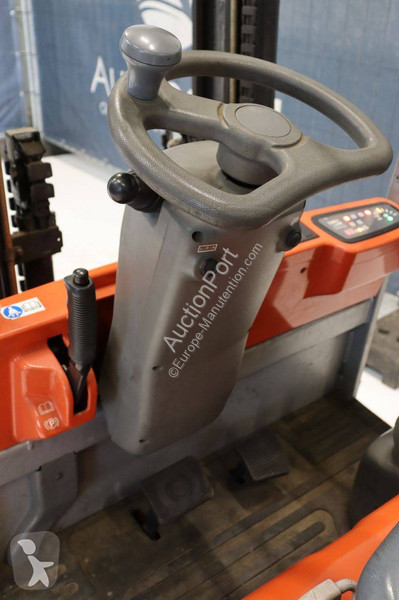Carretilla elevadora BT C3E130R