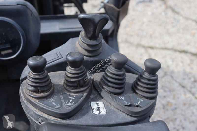 Wózek podnośnikowy Fenwick -02