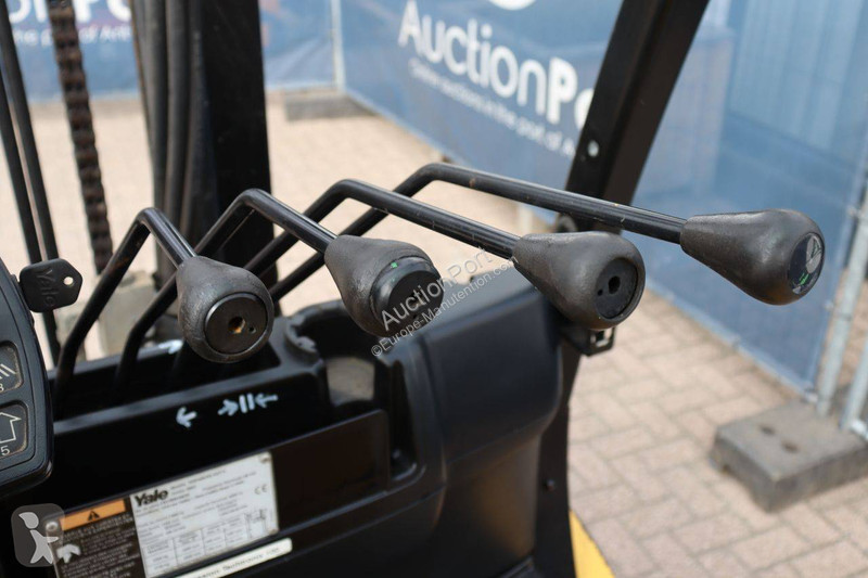 Carrello elevatore Yale GDP40VX6-V2771
