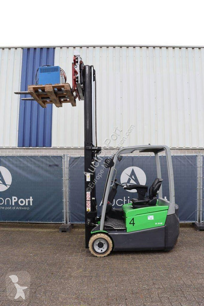 Empilhador elevador Cesab B318