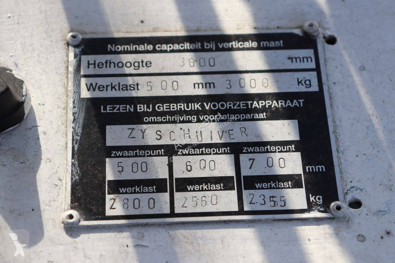 Empilhador elevador Mitsubishi FD30
