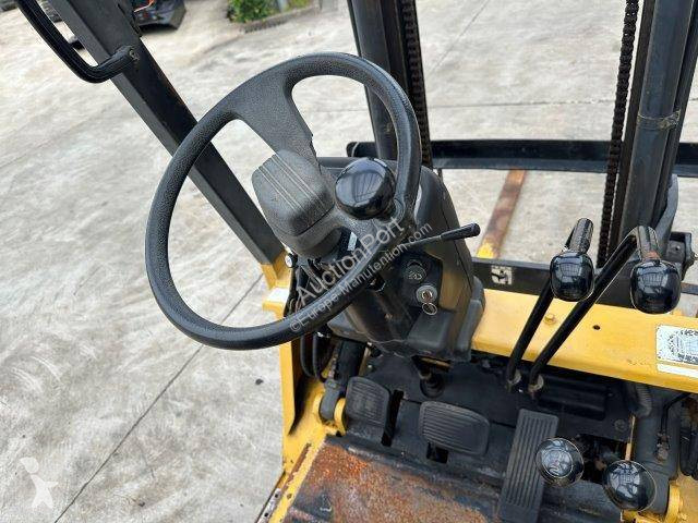 Carretilla elevadora Mitsubishi FG15
