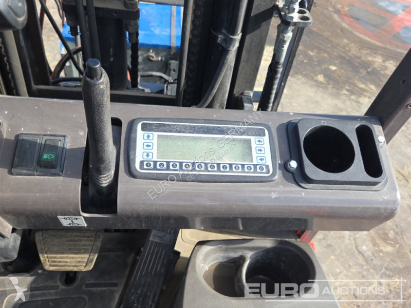 Навантажувач вилковий Manitou ME316
