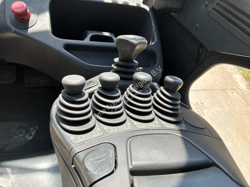 رافعة شوكية Linde E25-01