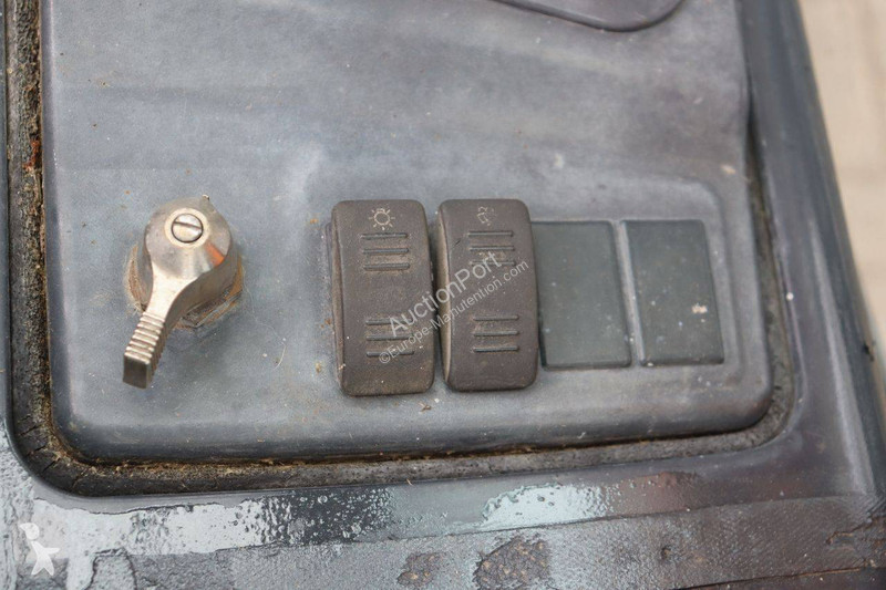 Teleskopický manipulátor Doosan D30S-5