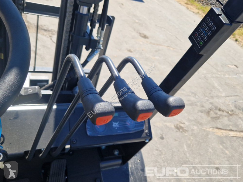 Chariot élévateur Bobcat D30NXE