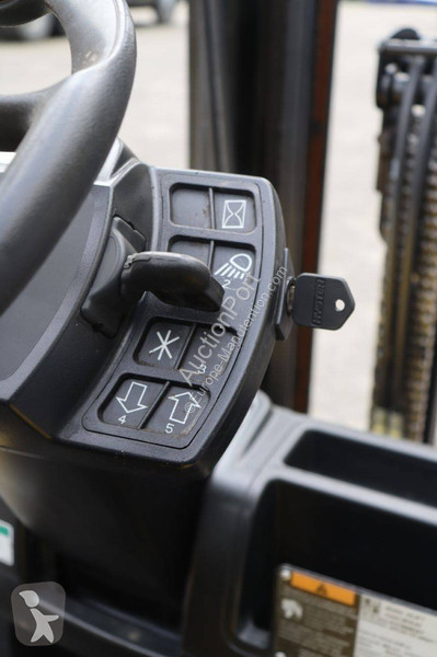 Forklift