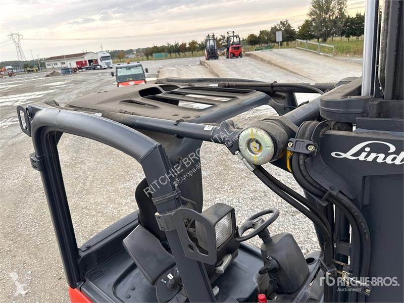 可升降式叉车 Linde E16PH-01 1600 kg Electric Forklift