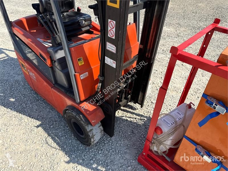 可升降式叉车 Toyota 1500 kg Electric Forklift