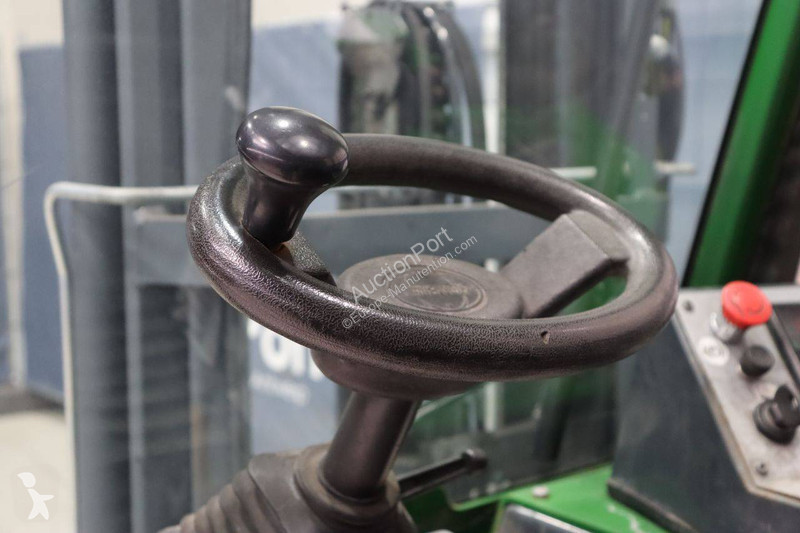 Chariot élévateur Combilift CB
