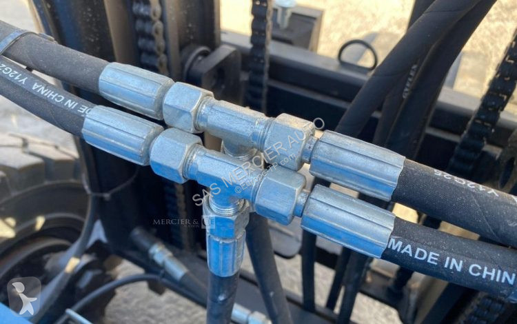 Empilhador elevador  chariot elevateur frontal...