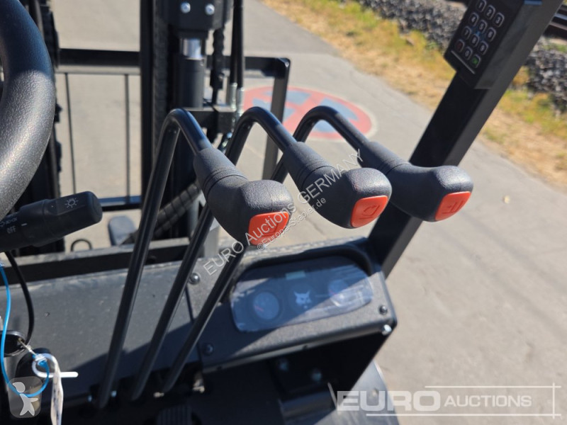 Кар Bobcat D30NXE