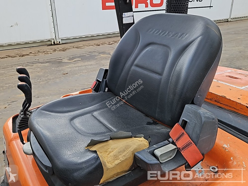 Carrello elevatore  D30GP