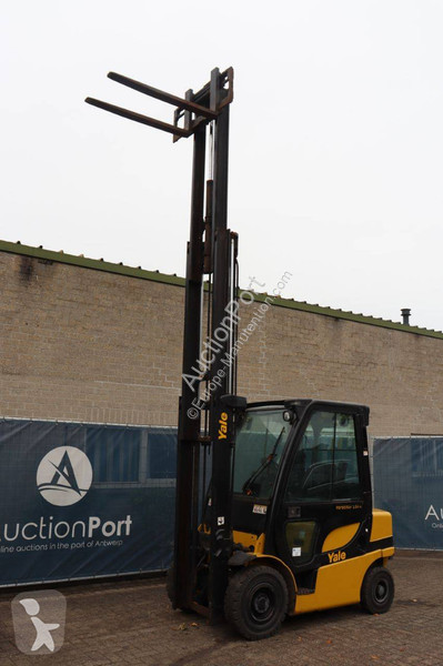 Empilhador elevador Yale E2170