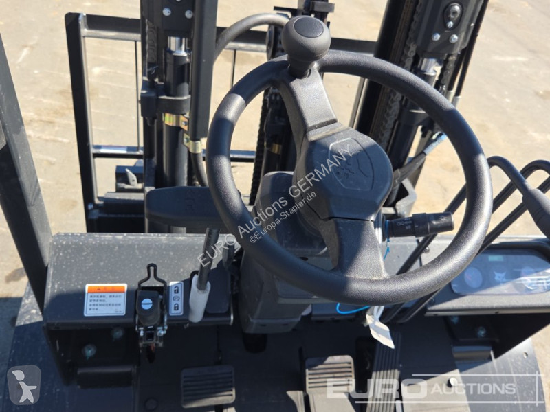 Bobcat D30NXE Forklift