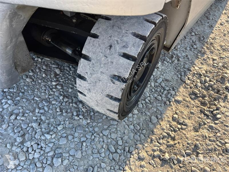 Carretilla elevadora Nissan QX25 2500 kg...