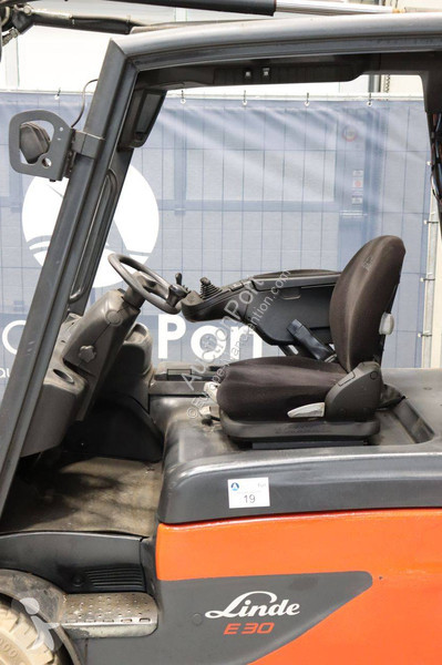 Chariot élévateur Linde E30L-01