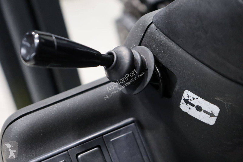 Chariot élévateur Linde E18P
