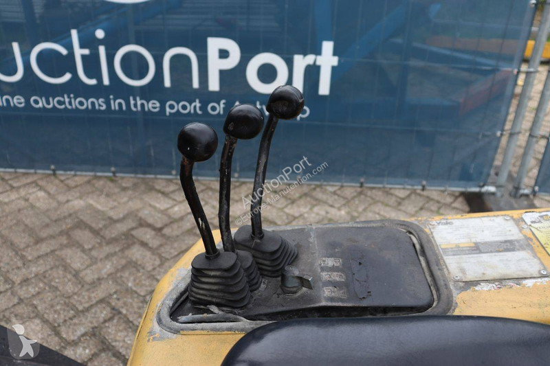 Chariot élévateur Yale GLP16AFV2775