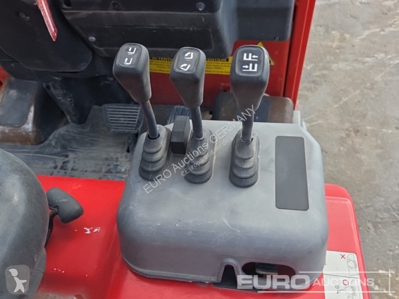 رافعة شوكية Unicarriers AG1N1L20Q