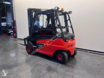 Neu Linde Dieselstapler
