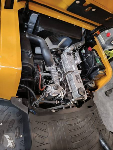 Carretilla diesel Mitsubishi nueva