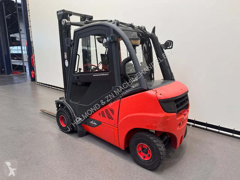 Teleskopický manipulátor Linde 392 H 25 D-02