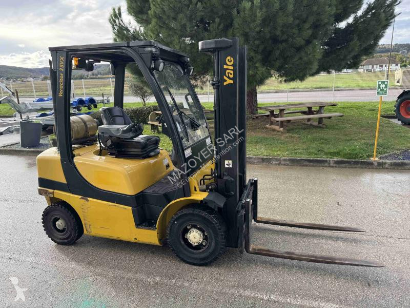 Chariot élévateur Yale  GLP25VX