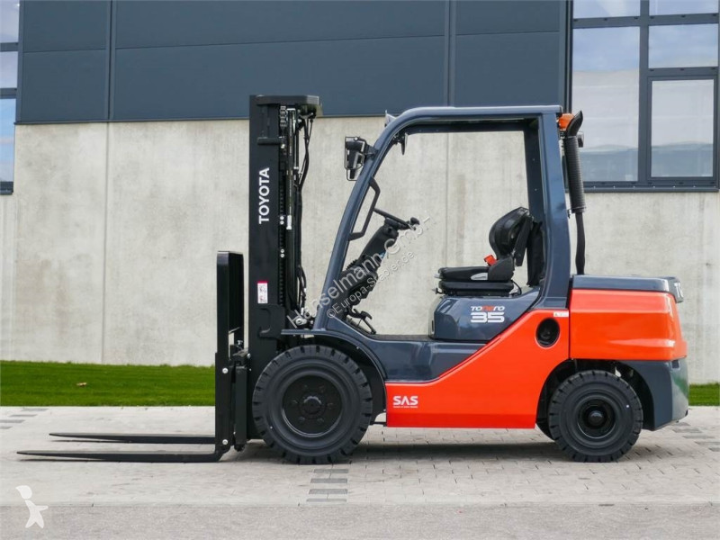 Heftruck Toyota 52-8FDJF35