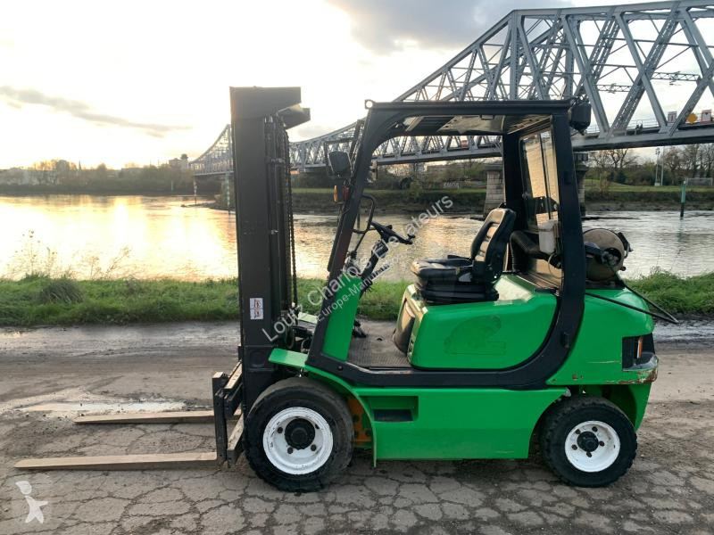 Stivuitor Clark  SF25L