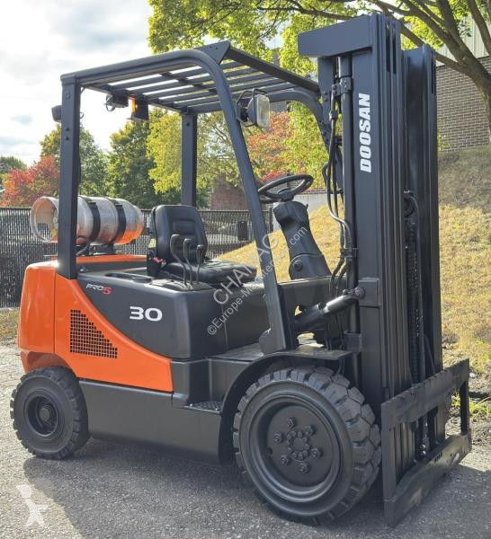 Stivuitor Doosan fenwick Chariot élévateur 3t...