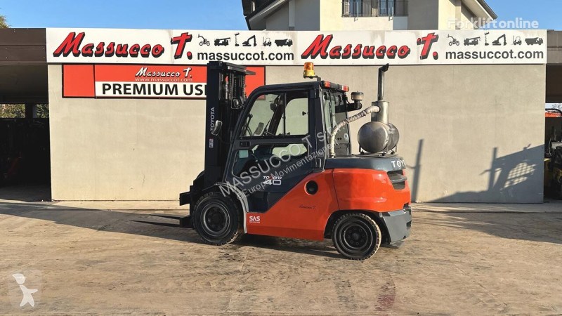 Carrello elevatore Toyota 40-8FD45N