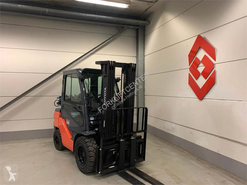 Heftruck Toyota 02-8FGJF35