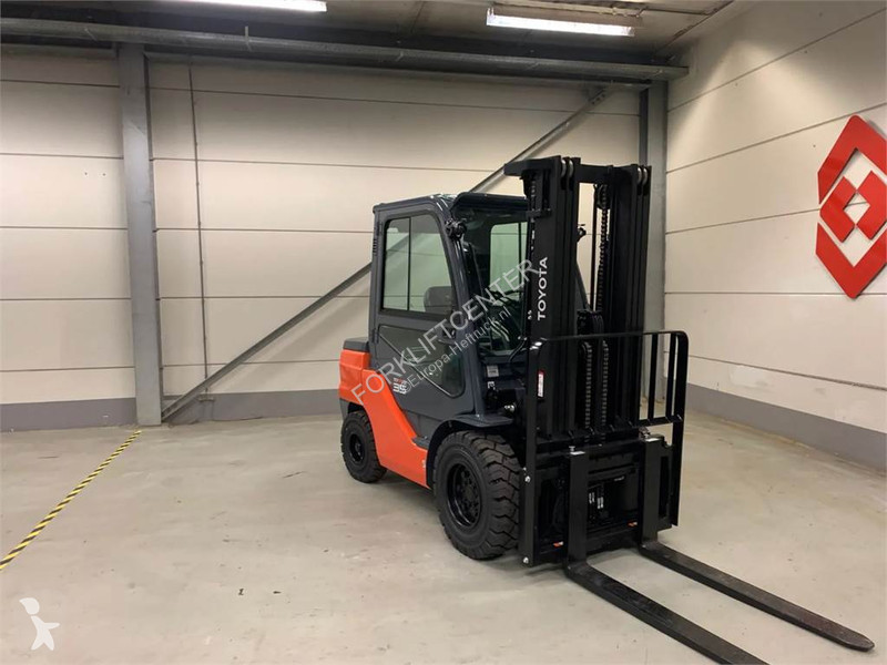 Heftruck Toyota 52-8FDJF35