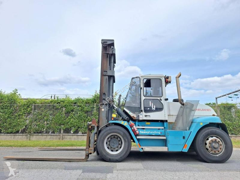 Teleskopický manipulátor Konecranes SMV12-600B