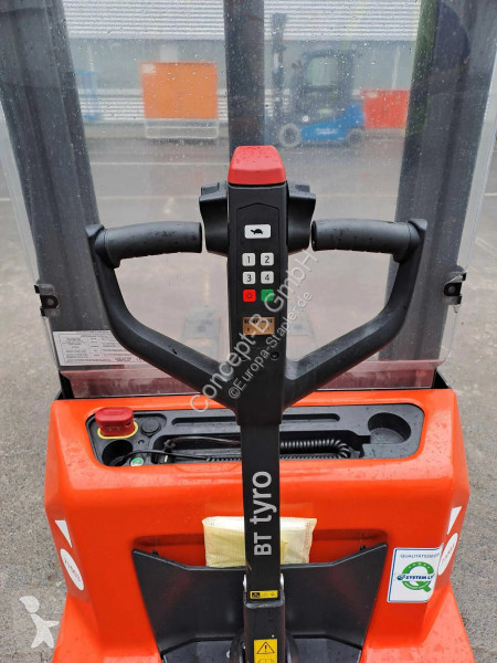 Gerbeur Toyota BT SHE100