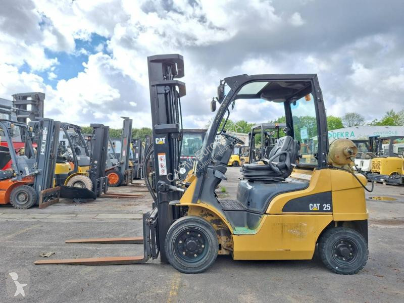 Heftruck Caterpillar GP25N
