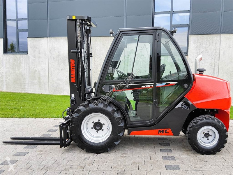 Carretilla todoterreno Manitou MC 25-4