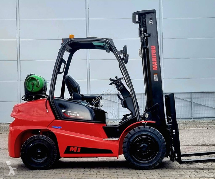 Manitou MI 35 G TRIPLEX 4700mm Gabelstapler