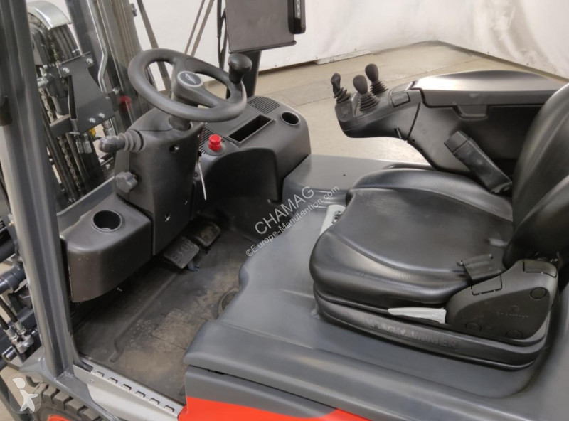 Carrello elevatore Fenwick 02 E16