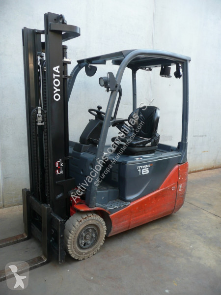 Carretilla elevadora Toyota 8FBE16T