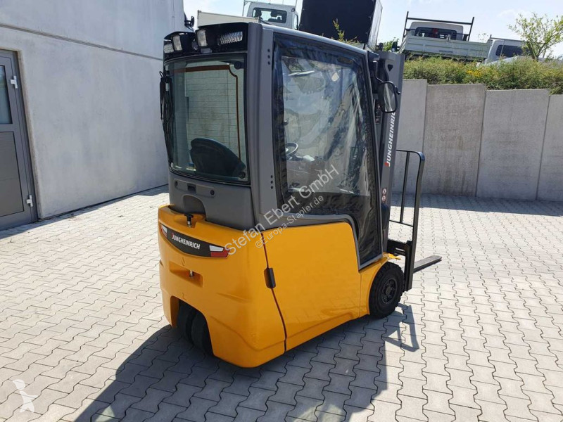 Heftruck Jungheinrich EFG 215 / Triplex 4.25m /...