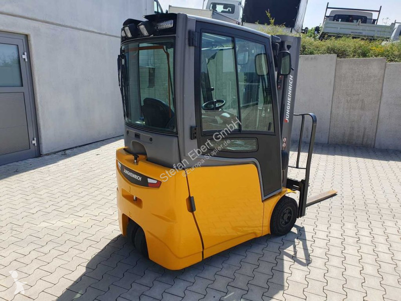Stivuitor Jungheinrich EFG 215 / Triplex:...