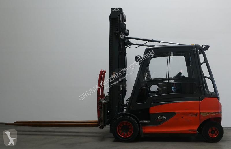 Teleskopický manipulátor Linde E 50/600 HL 388