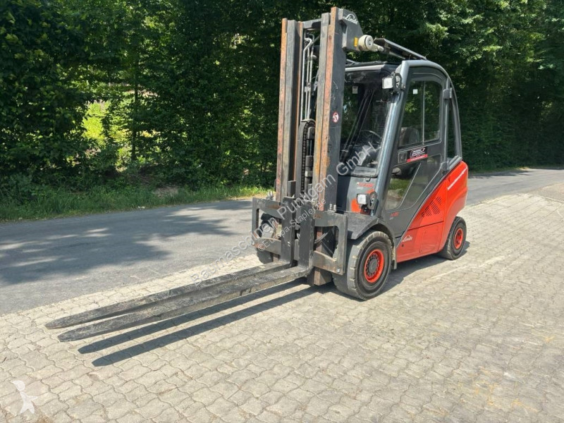 Lyfttruck Linde 35 D-02 Triplex