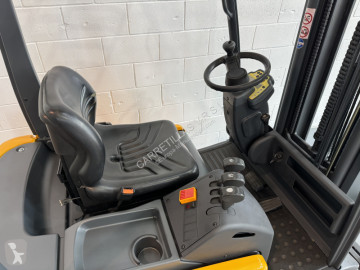 Chariot élévateur électrique Komatsu
