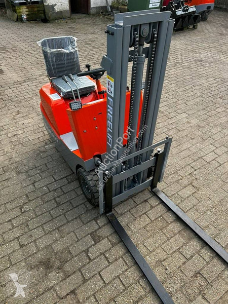 CMF05 Gabelstapler