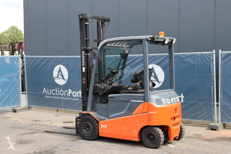 Carrello elevatore Toyota 8FBMKT25