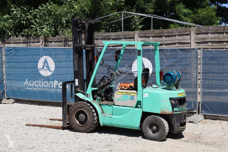 Carretilla elevadora Mitsubishi FG 30 T