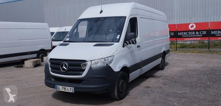 Véhicule utilitaire Mercedes sprinter